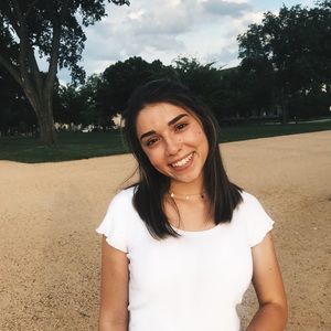 Meet your Posher, Anna